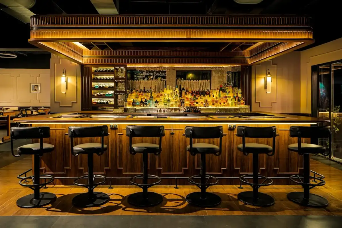 The bar at Cobbler & Crew in Pune